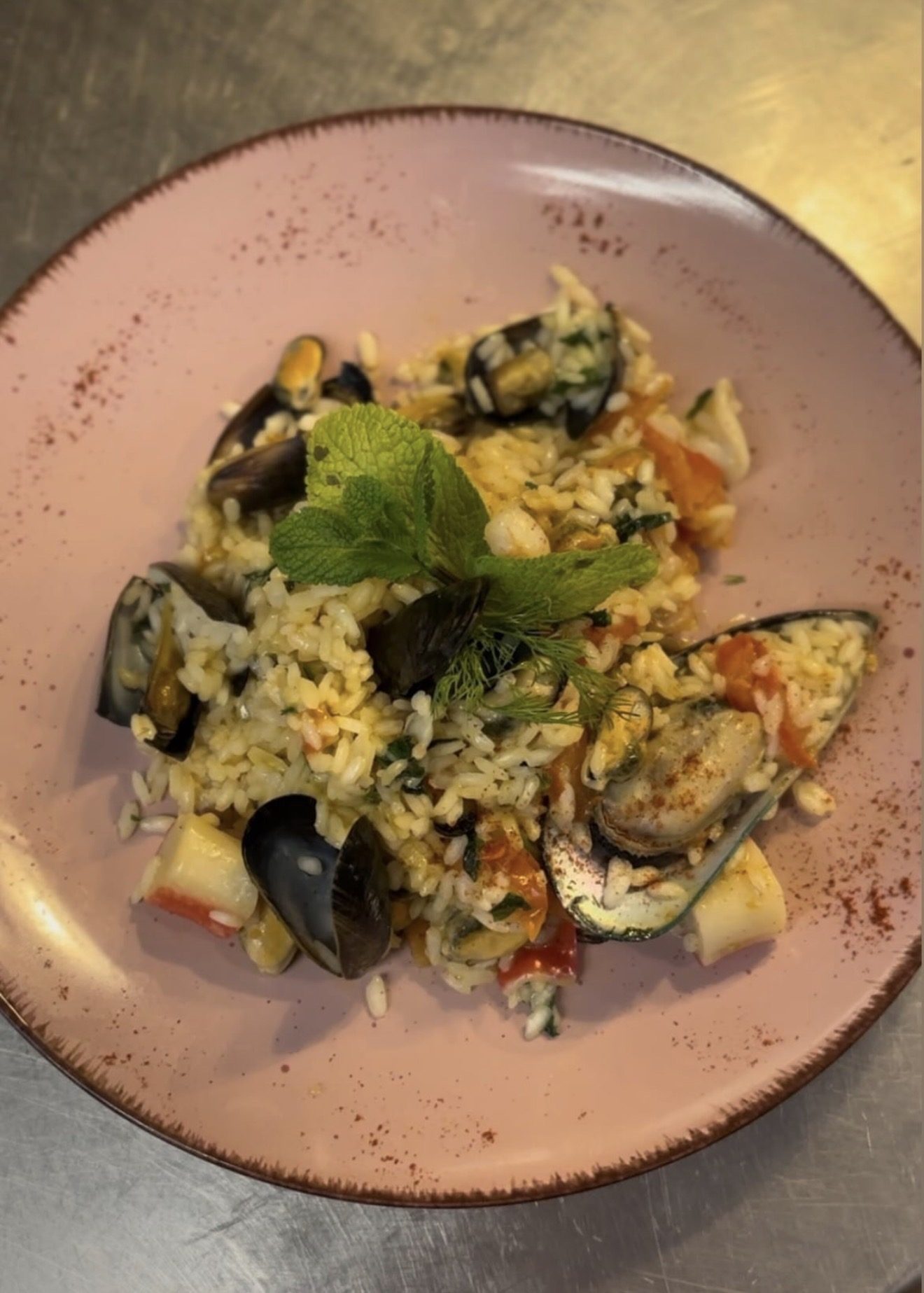 Risotto mit Muscheln und Minze